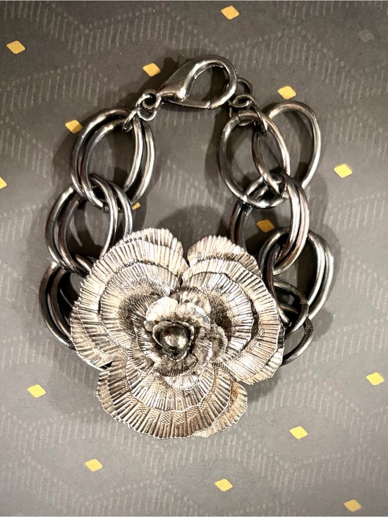 Jewelry - Y2K Black Flower Link Bracelet - Women Jewelry